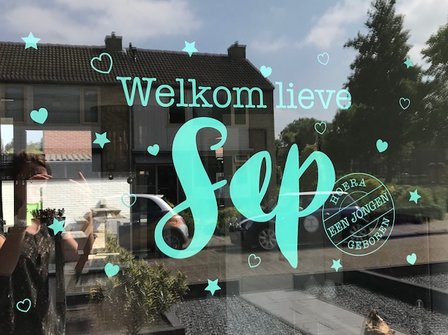 Geboortesticker Welkom lieve | muurenstickers.nl